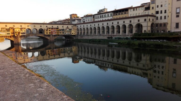 La Bussola Free Tour