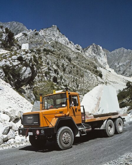 Carrara Free Tour