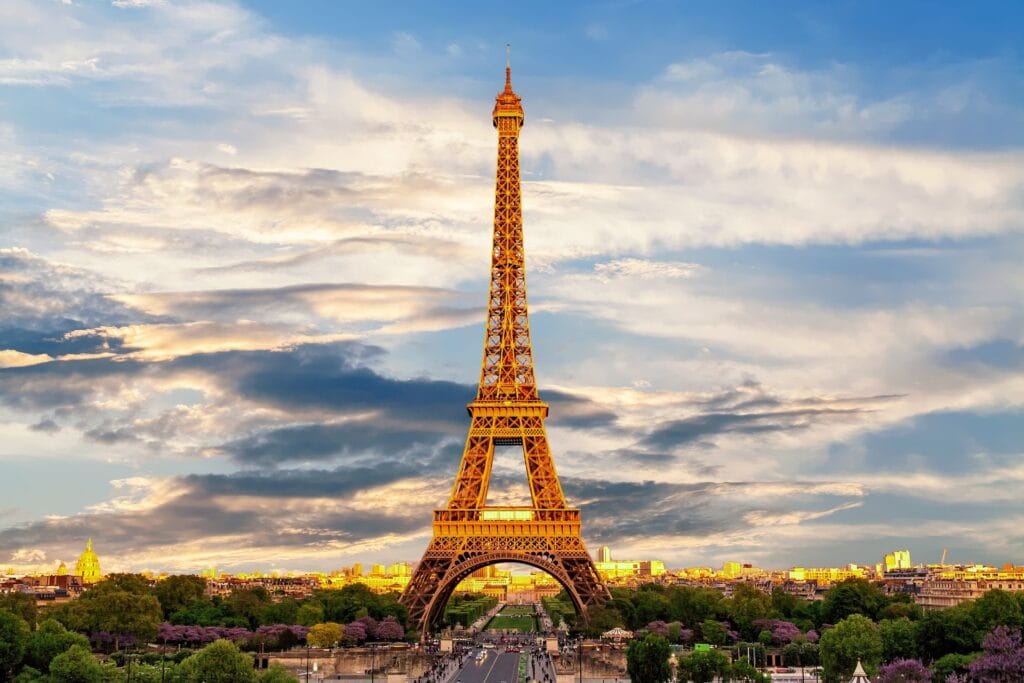 Paris free Tour