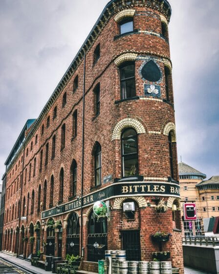 Belfast Free Tour