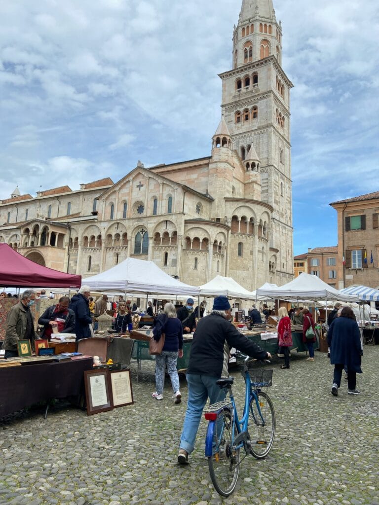 Modena Free Tour