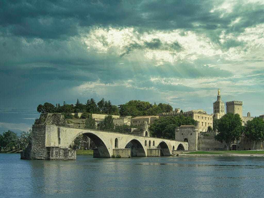 Avignon Free Rour