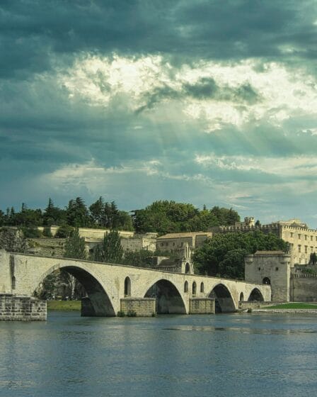 Avignon Free Rour